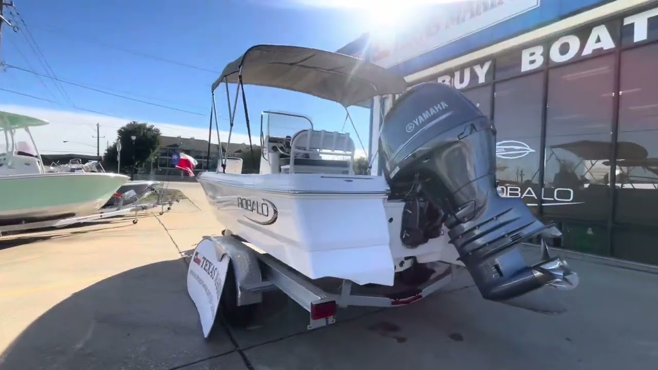 2023 Robalo 206 Cayman | Texas Marine