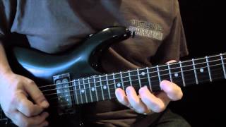 E minor Pentatonic Lick - Guitar Lesson chords