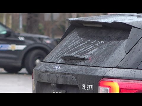Man arrested after barricading himself in Cleveland home - YouTube