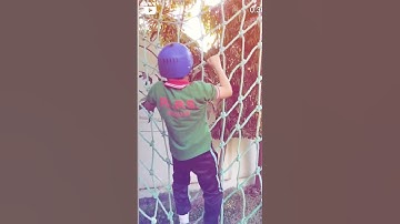 Commando net climbing