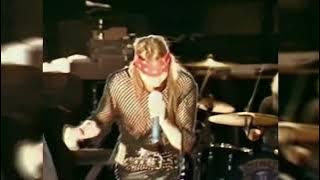 Guns N Roses - Welcome to the jungle (Live in Paris) (HD Remastered) (1080p 60fps)