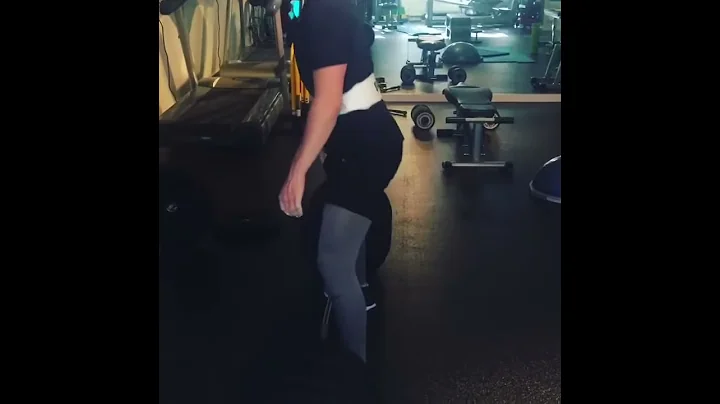 Nieuw Doha deadlift record.
