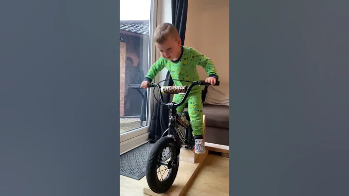 Baby Fabio Wibmer bike rider on manual machine?! - DayDayNews