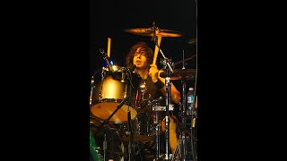 The Moby Dicks Brian Tichy Solo Kicks Drummer Ass! Led Zeppelin