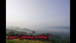 Gupet Gunung Peutey Leuwisadeng Bogor