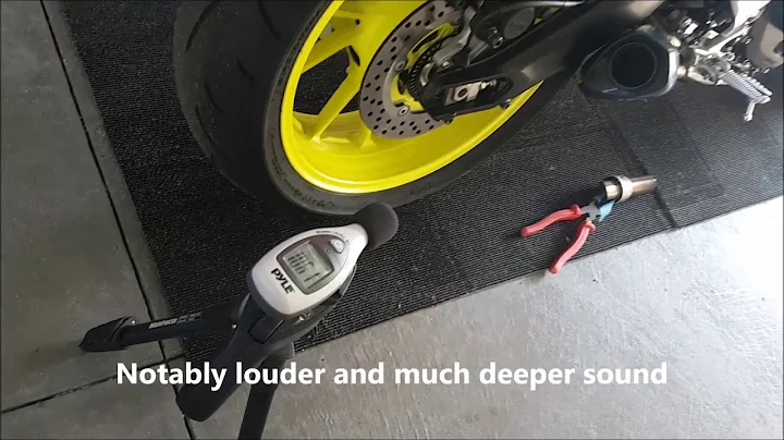 2017 Yamaha MT-09 with and without "dB killer" dec...