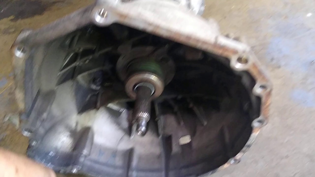 5202020 Noisy GT500 TR6060 throwout bearing YouTube