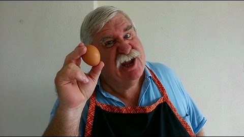 Awesome trick to peel an egg! No picking! No blowing! No shaking!