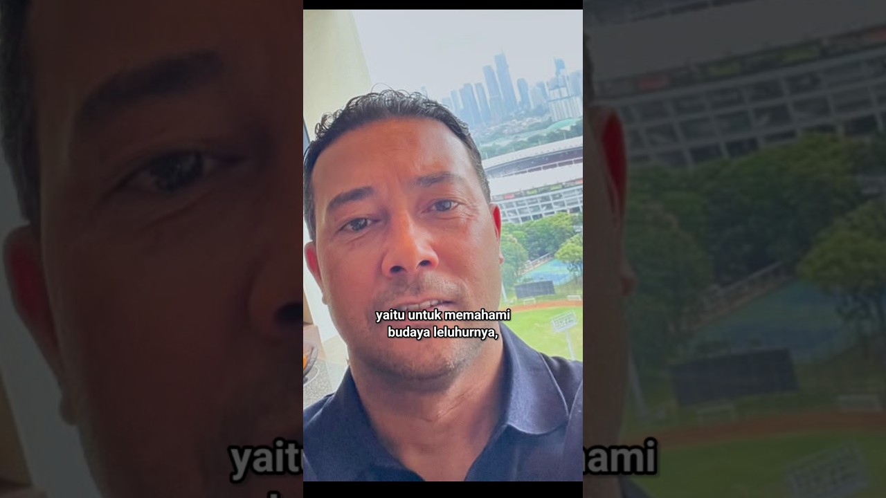 Mau cepat adaptasi, Denny Landzaat juga belajar budaya Indonesia! 