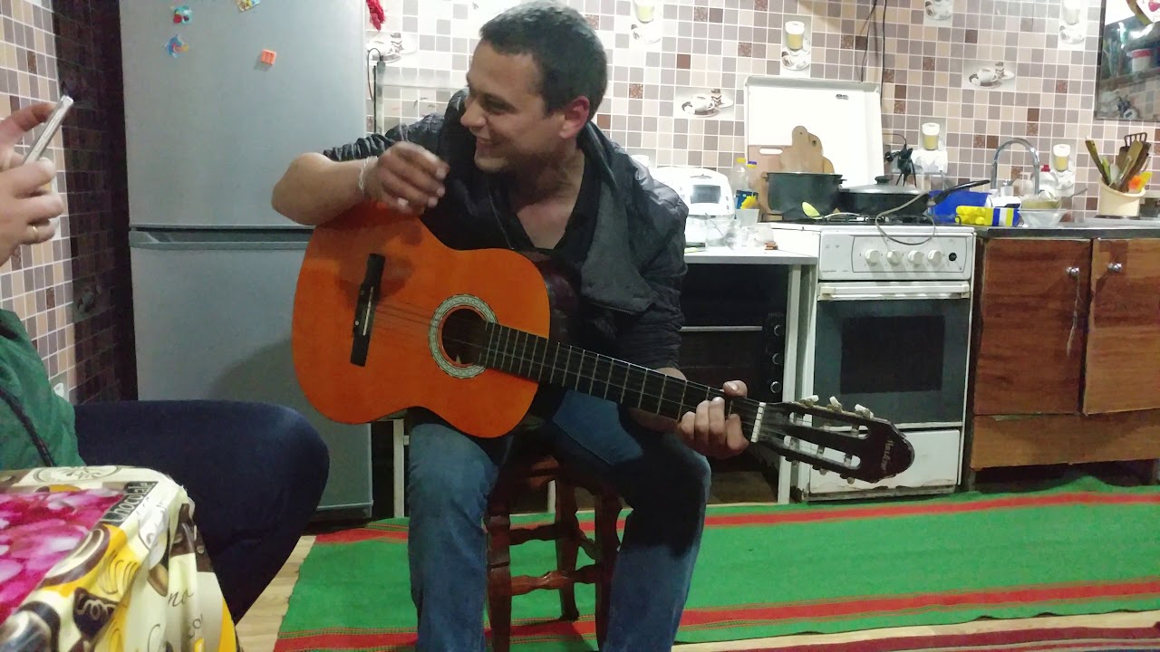 Песни под гитару - YouTube