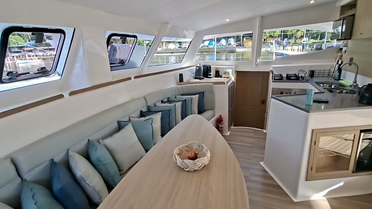 Catamaran CatFlash43 versão Proprietário