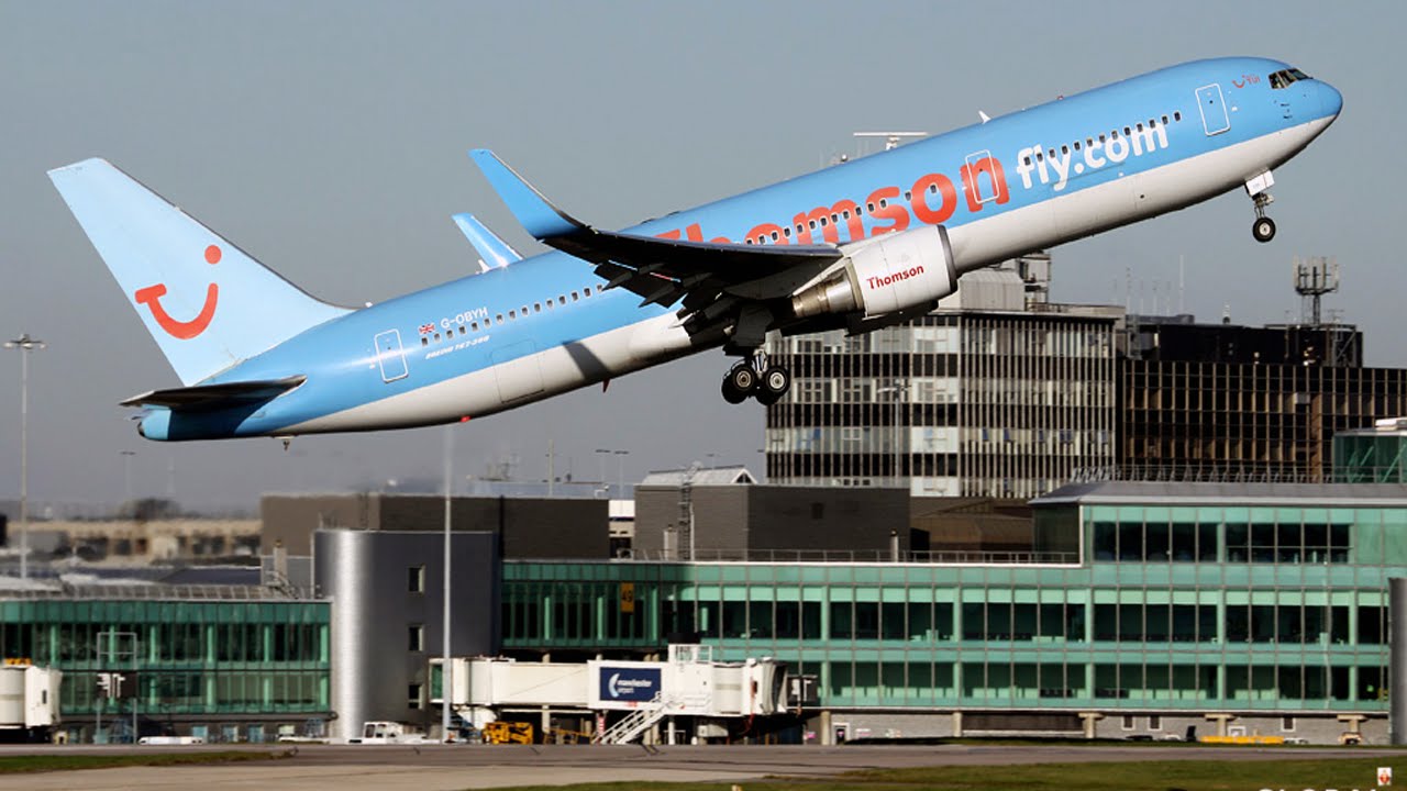 Airport Transfers Hull to Manchester