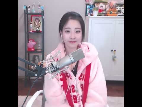 #馮提莫音樂天地 - #揮著翅膀的女孩 (國語版) (原唱：容祖兒) CC Sub