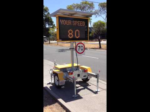 DataSign-SATS: Speed Advisory Trailer Sign in use.