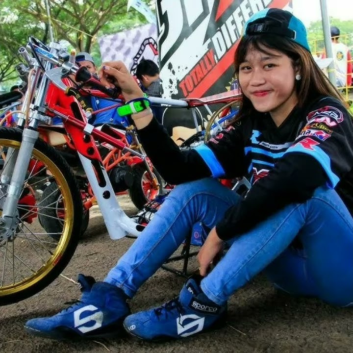 VIRAL!!! VIDEO STORY WA || LAGU Pergi No Exit|| 30 detik \ new 2020