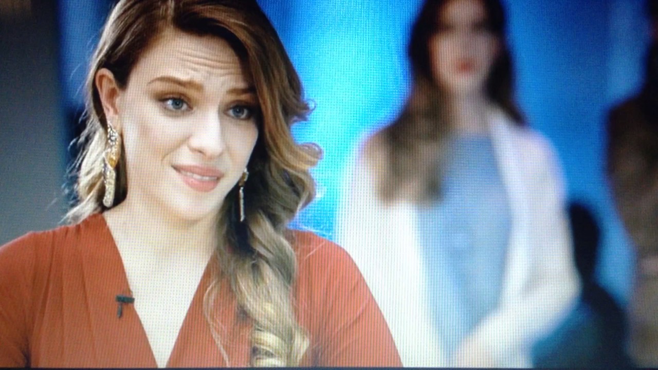 L'interview qui blesse violetta | Tini la nouvelle vie de Violetta