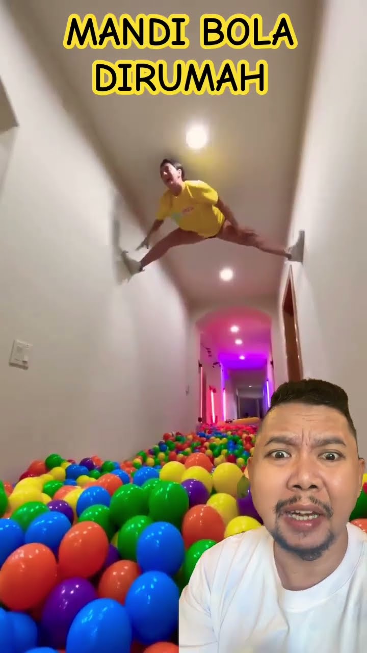 MANDI BOLA DIRUMAH SAJA!!!??? #fun #funny #challenge #shortsfeed #comedy
