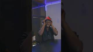 Kwesi Amewuga ft Arathejay visualiser 
