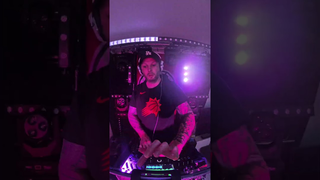 🎧 LISTEN / DOWNLOAD my FREE EDM MIX 🎵🎶 💙