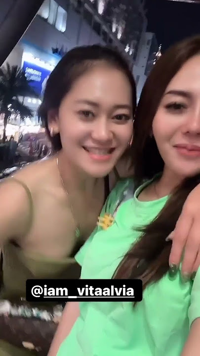 artis cantik dan seksi se jawa timur vita alvia 😍