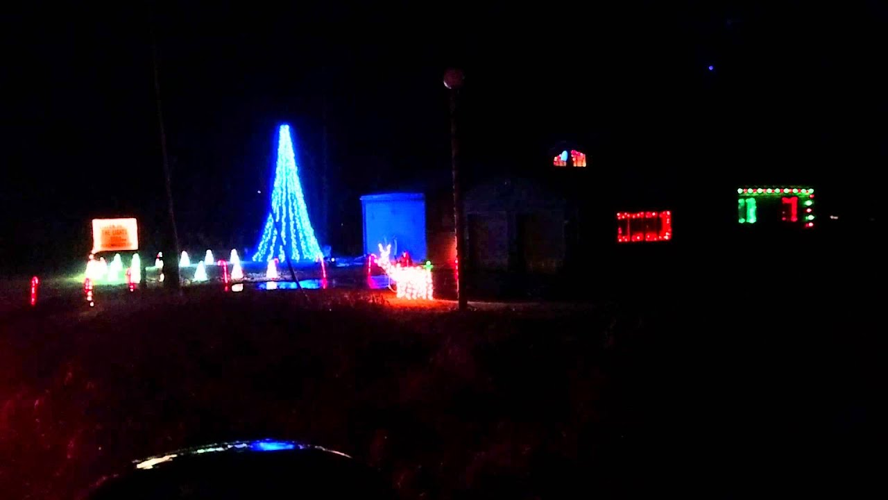 Lake Victoria MI, musical Christmas lights YouTube