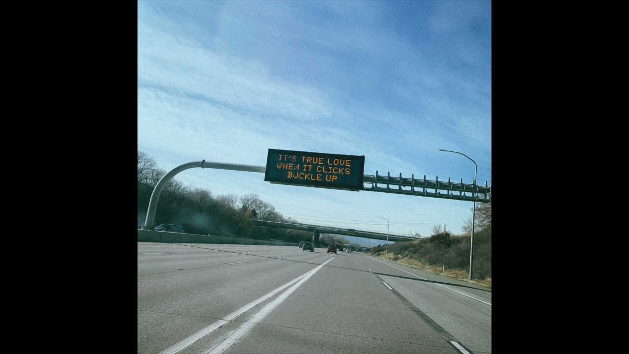 Obejrzyj Carlina - d e e p e r (Official Audio) w YouTube Obejrzyj Carlina - d e e p e r (Official Audio) w YouTube