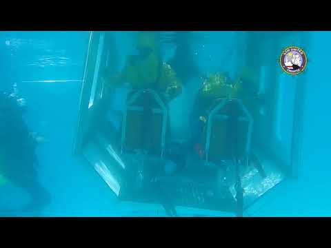 Pokreni video — HUET Underwater Training