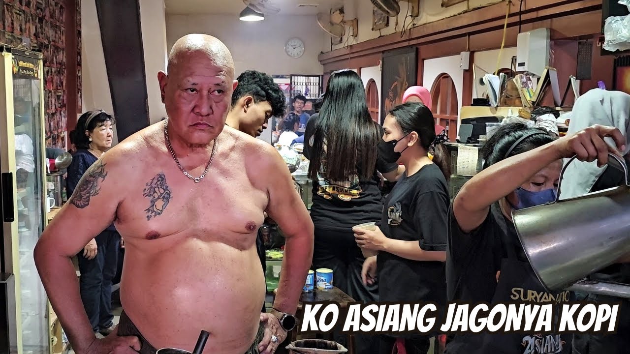 NGOPI BERSAMA KELUARGA BESAR DI WARUNG KOPI LEGEND KO ASIANG PONTIANAK