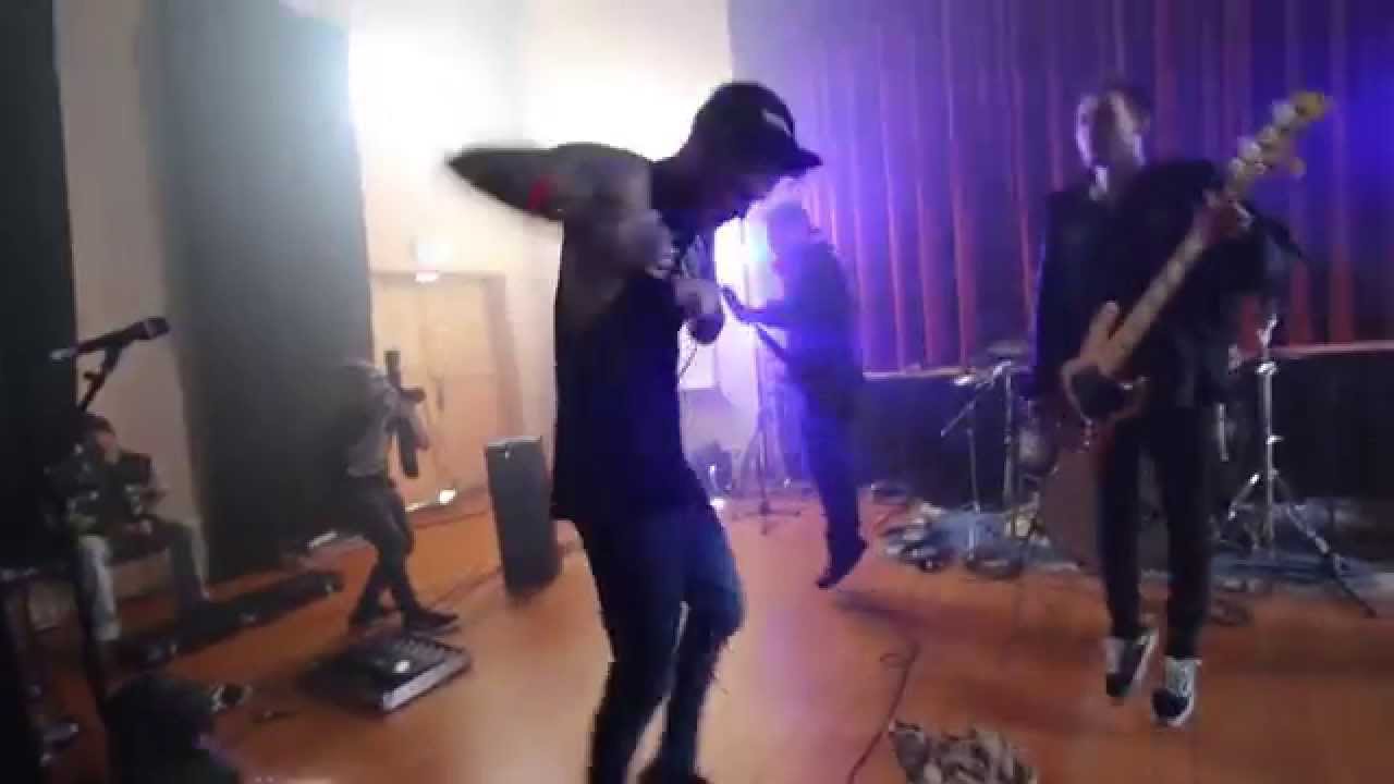 Advocates - Intro (Mindless) Kings live