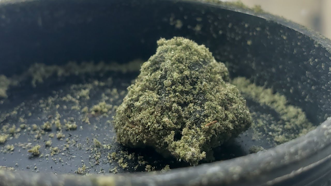 Blazing On Some Homemade Moonrocks 