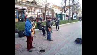 Замечательная группа музыкантов ветеранчиков на Крещатике 2019 #украина #киев #видео