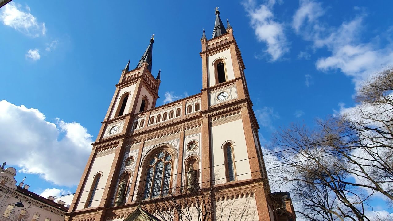 Wien Geläute der Pfarrkirche Altlerchenfeld zu den 7 Zufluchten