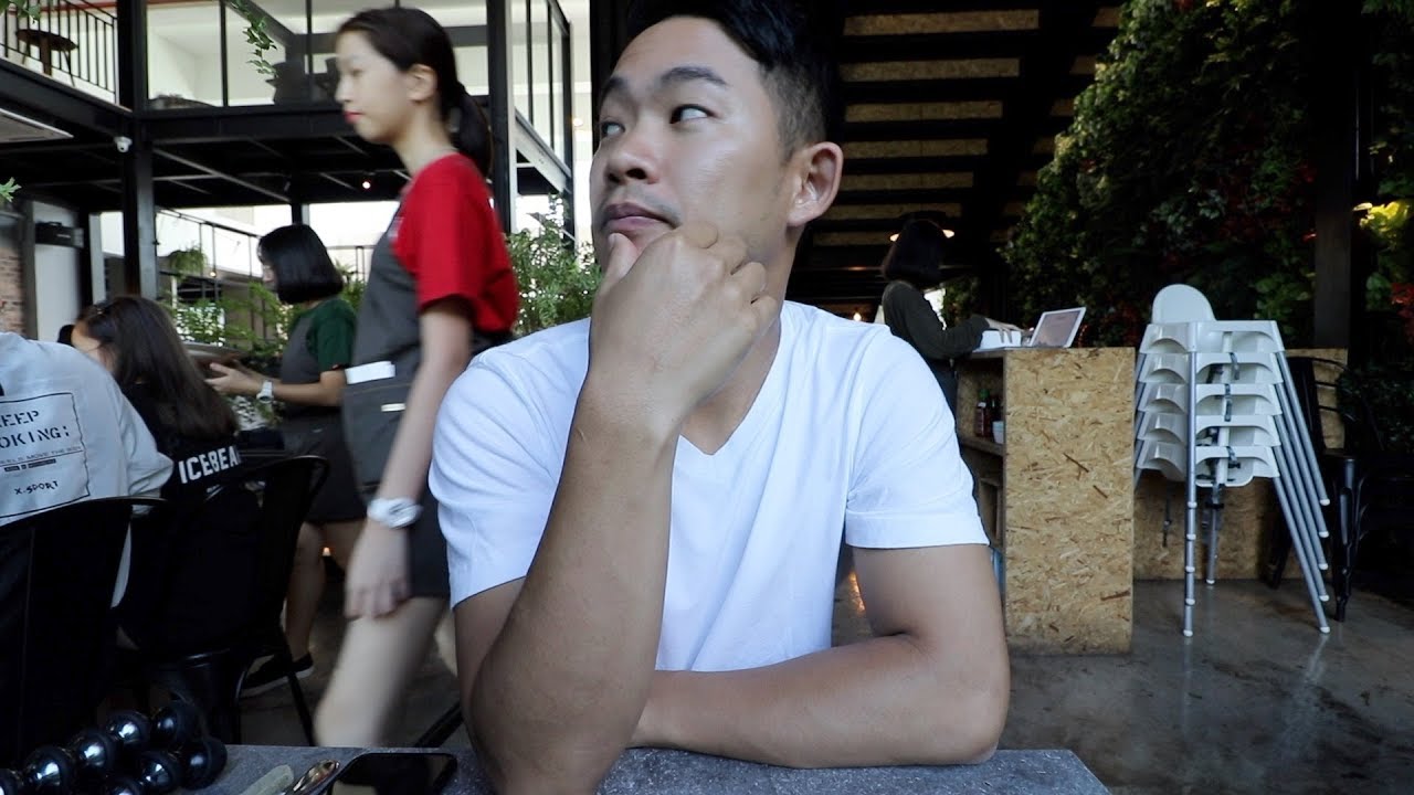 "Soo many pretty Malaysian waitresses..."