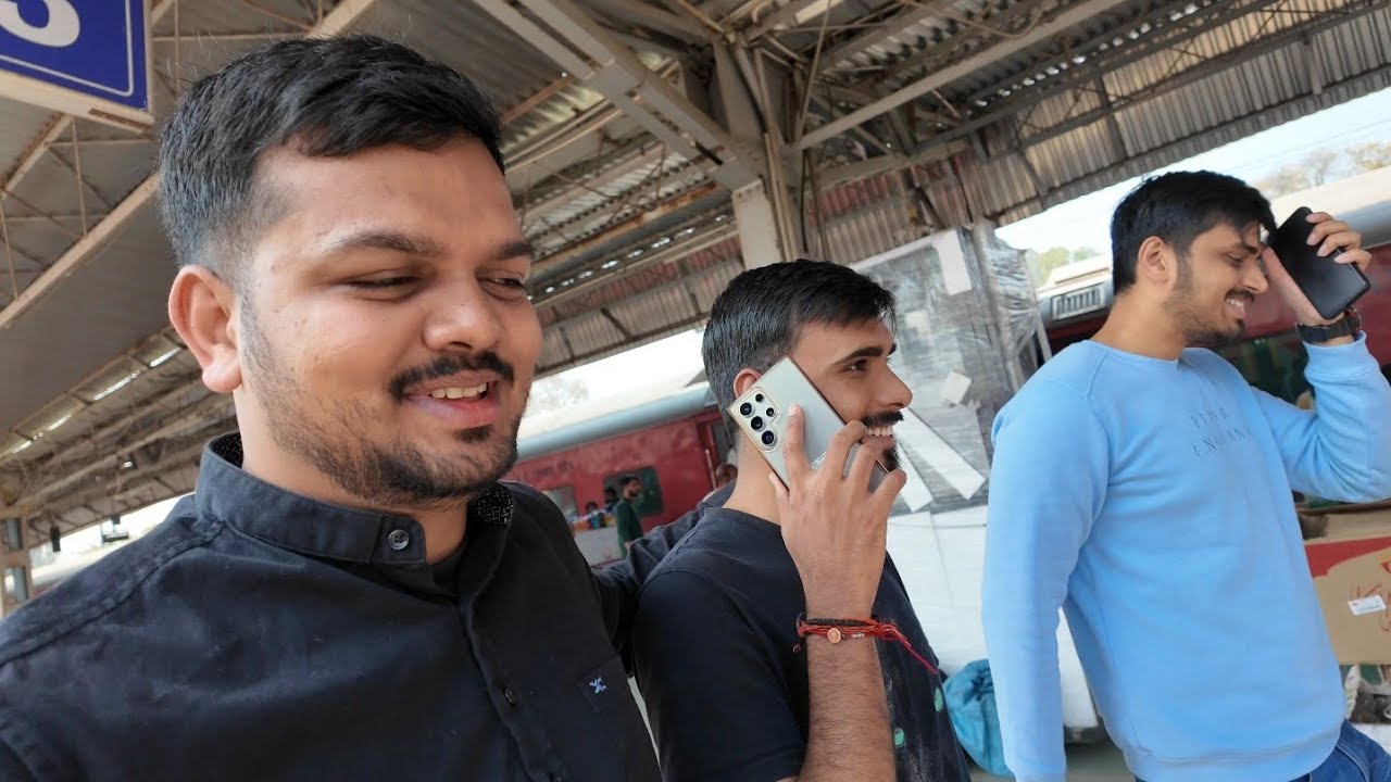 Brotherhood & Blessings: Vivek, Sonu, Shailesh, and Utkarsh at Abhay’s Home.