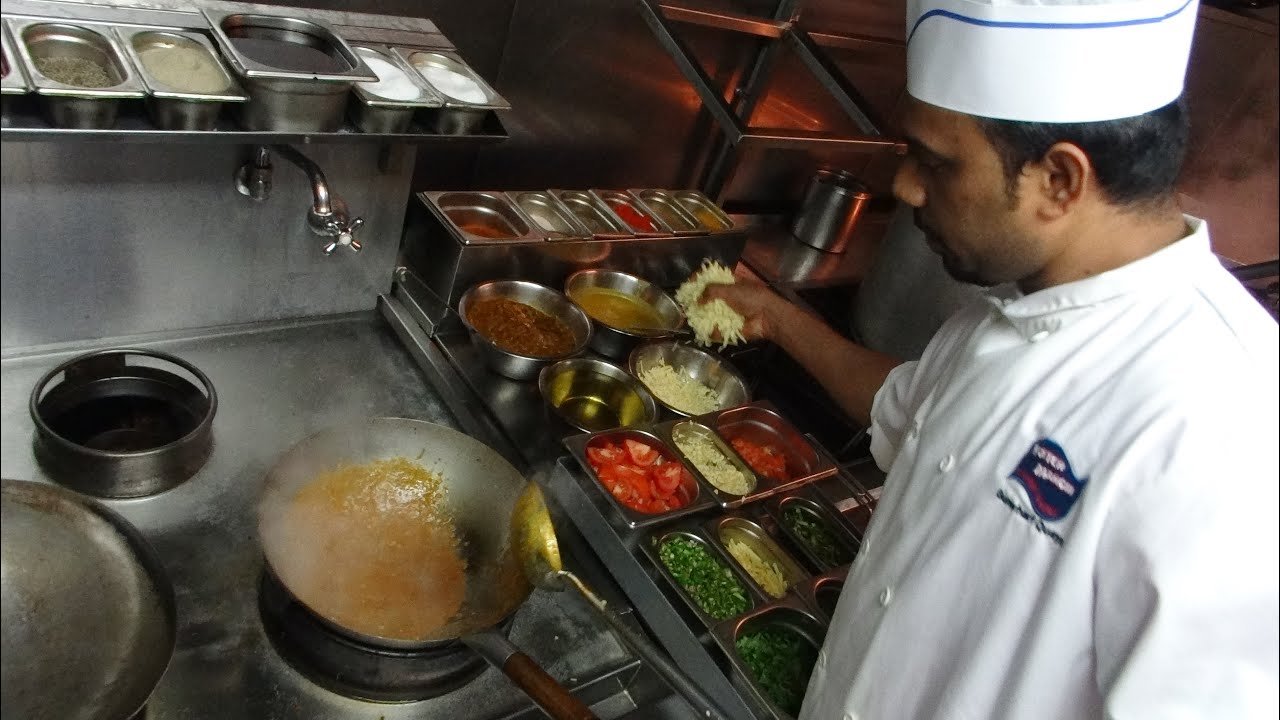 Chilli Mushroom Paneer Bhurji Restaurant Recipes Indian Street