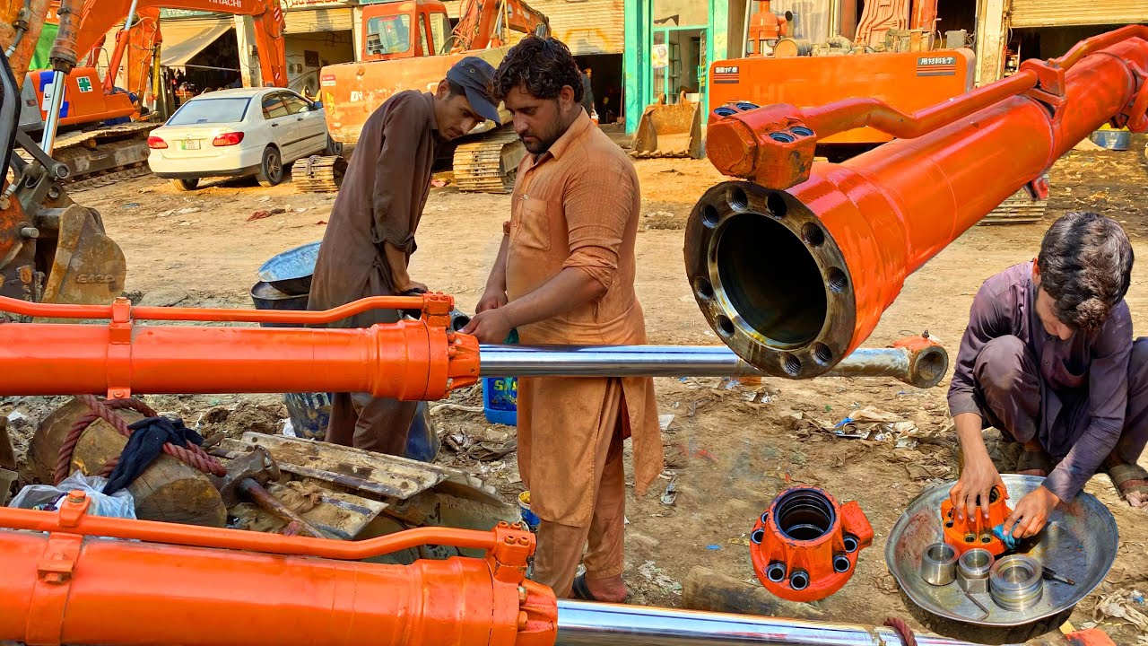 Hitachi excavator hydraulic cylinder ( jack ) repairing & leak seals replacement #jktechnology