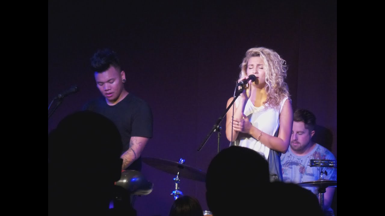 AJ Rafael and Tori Kelly 