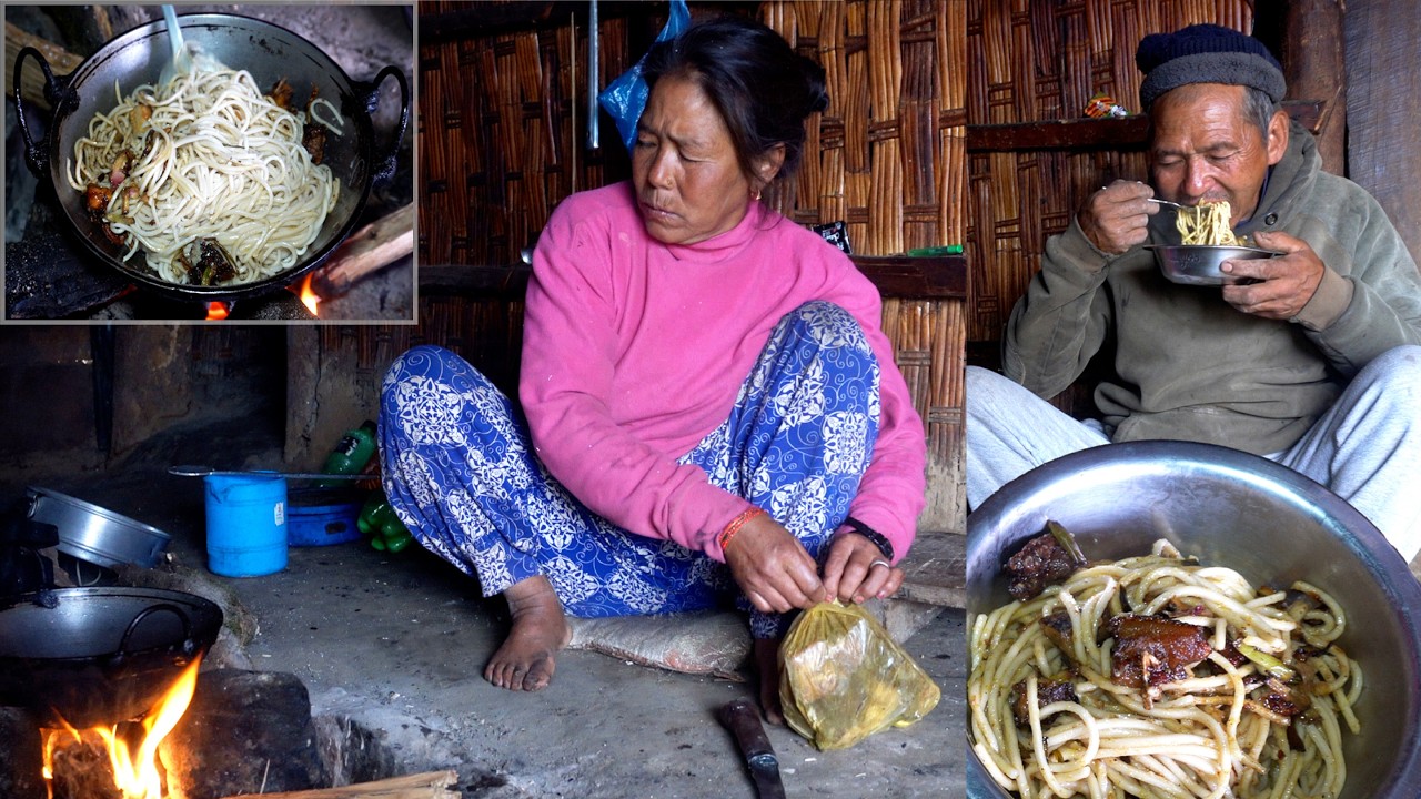 Человек из джунглей обожает лапшу со свининой @ruralnepall