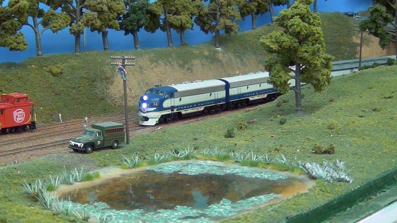 Texas & Pacific RR Diesels on the Longview Branch Part 1