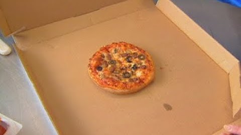 Candid Camera Classic: Tiny Pizza!