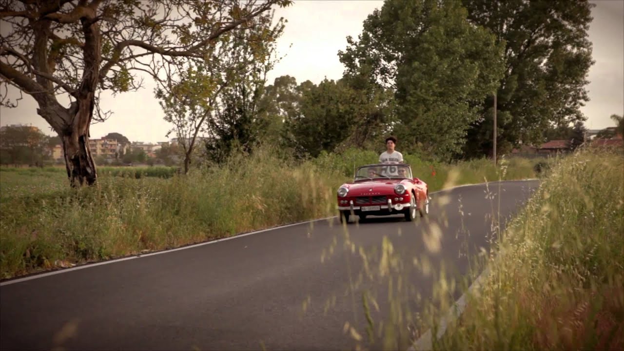 Spot Dentro una Canzone - Realized by BeService - YouTube