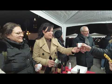 Filadelfia, grande successo per la super pignolata