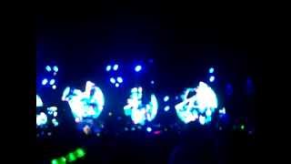 Coldplay - Paradise (live in Stockholm 30/08/12) [Aida]