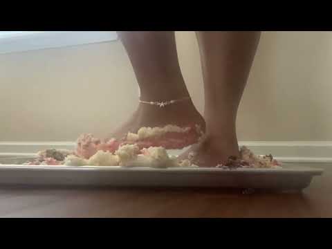 Happy Birthday to Me!! | ASMR | Cake Smashing