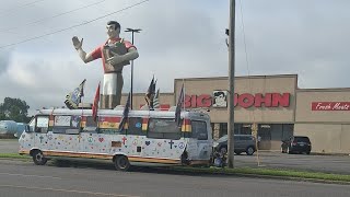 FOUR TWENTY JIM  is live! and parked in front of Big John Metropolis Indiana