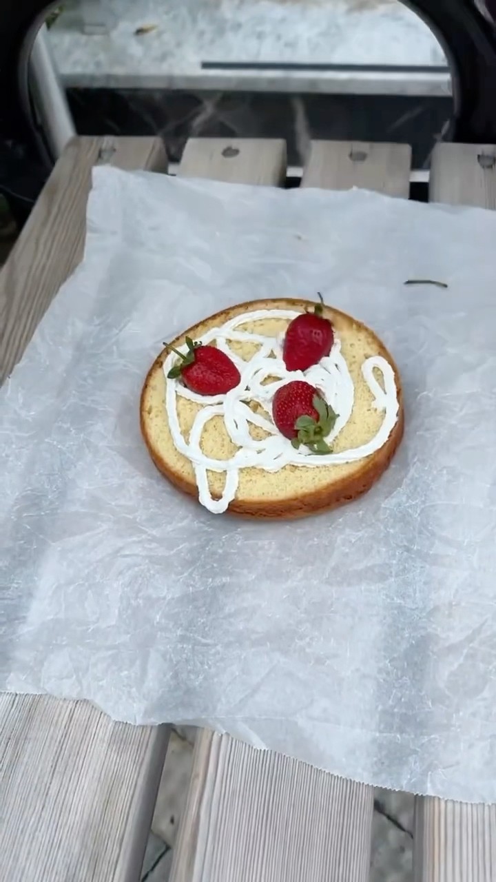 Cake with candy