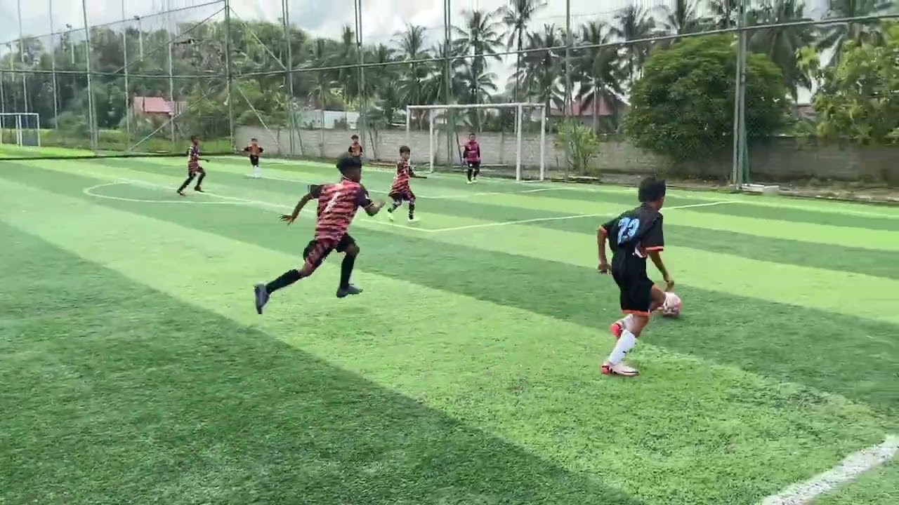 James Bond VS Manunggal Putra