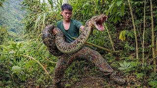 Jungle Survival Skills: Bamboo Traps, Hunting Animals, Giant Python Danger