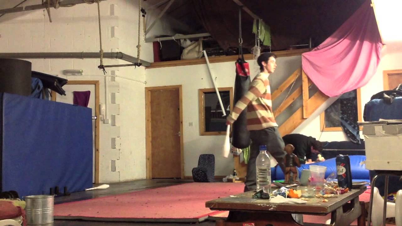 Luke Hallgarten - 3 clubs - 19/12/13