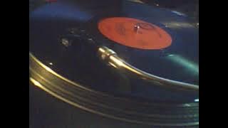 Aleem Featuring Caliber - Hooked On Your Love ( NIA Record 1979 )